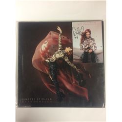 LINDSEY STIRLING AUTOGRAPHED 5" X 7" PHOTO W/ BRAVE ENOUGH VINYL