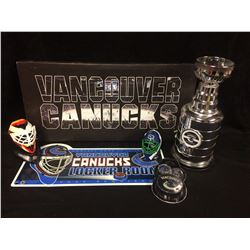 VANCOUVER CANUCKS FAN SOUVENIR LOT