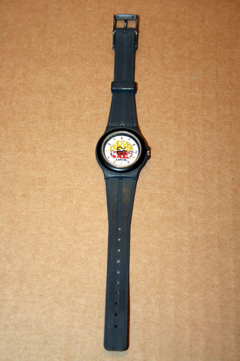 COLLECTIBLE EXPO 86 WRIST WATCH