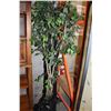 Image 2 : 2 POTTERY PLANTERS AND FAKE TREES