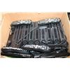 Image 2 : BOX OF ARIS CABLE BOXES AND REMOTES