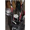 Image 2 : GOLF CLUBS AND BAG