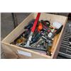 Image 1 : WOOD CRATE OF TOOLS