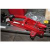 Image 2 : RED AND BLACK CAR JACKS