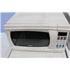 Image 1 : WHITE KENMORE MICROWAVE