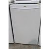 Image 1 : WHITE KENMORE BAR FRIDGE