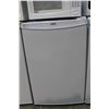 Image 1 : WHITE KENMORE BAR FRIDGE