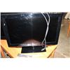 Image 1 : LG 32 INCH FLATSCREEN TV