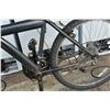 Image 3 : BLACK TECH TEAM BIKE