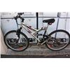 Image 1 : SILVER OUTCAST BIKE