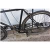 Image 3 : BLACK NO BRAND ROAD BIKE