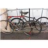 Image 1 : PURPLE GIANT BIKE AND RED MIYATA ROAD BIKE