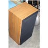 Image 2 : TWO PIONEER SPEAKERS