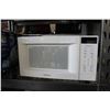 Image 1 : WHITE SAMSUNG MICROWAVE