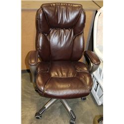 BROWN LEATHER OFFICE CHAIR