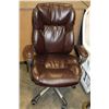 Image 1 : BROWN LEATHER OFFICE CHAIR