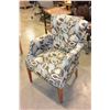 Image 1 : CONTEMPORARY UPHOLSTERED ACCENT CHAIR