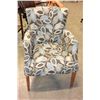 Image 2 : CONTEMPORARY UPHOLSTERED ACCENT CHAIR
