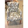 Image 2 : CONTEMPORARY UPHOLSTERED ACCENT CHAIR