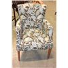 Image 2 : CONTEMPORARY UPHOLSTERED ACCENT CHAIR