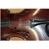 Image 3 : VIOLIN AND VINTAGE LANTERN