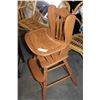 Image 2 : OAK HIGHCHAIR