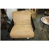 Image 2 : WOOD FRAMED RECLINING CHAIR