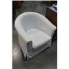 Image 1 : WHITE TUB CHAIR