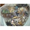 Image 2 : BAG OF JEWELLRY