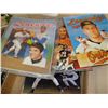 Image 2 : TWO SETS 1989 AND 1990 BASEBALL CARDS