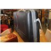 Image 2 : LARGE HARDSIDE SUITCASE
