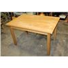 Image 1 : OAK DINING TABLE WITH JACKNIFE LEAF