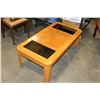 Image 2 : OAK COFFEE TABLE AND ENDTABLE