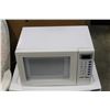 Image 1 : DIPLOMAT MICROWAVE