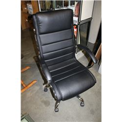 BLACK LEATHER OFFICE CHAIR