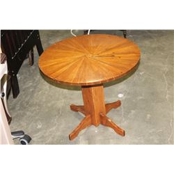 ROUND WOOD ENDTABLE