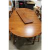 Image 2 : KRUG MAPLE DINING TABLE WITH 4 LEAFS AND 6 CHAIRS