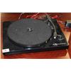 Image 2 : INNOVATIVE TECHNOLOGY TURNTABLE AND SPEAKERS