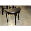 Image 1 : BLACK D TABLE
