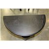 Image 2 : BLACK D TABLE