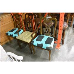 3 VINTAGE DINING CHAIRS