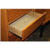 Image 3 : OAK 4 DRAWER DRESSER