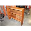 Image 2 : WOOD BOOKSHELF
