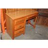 Image 2 : BROYHILL OAK SINGLE PEDASTEL DESK