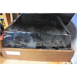 DUAL 1229 RECORD PLAYER