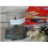 Image 2 : BATMAN BELT STAR WARS TOYS JOHNNY LIGHTNING AND HORSE BUGGY