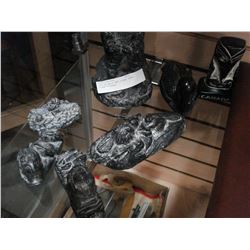LOT OF WOLF AND OTHER SOAP STONE FIGURES