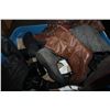 Image 2 : LARGE TOTE OF LADIES SHOES