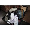 Image 1 : TOTE OF SHOES AND BOOTS