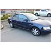 Image 2 : 2000 VOLKSWAGEN PASSAT 4 DOOR, AUTOMATIC, BLUE, 161,895 KM. WITH KEY AND REGISTRATION